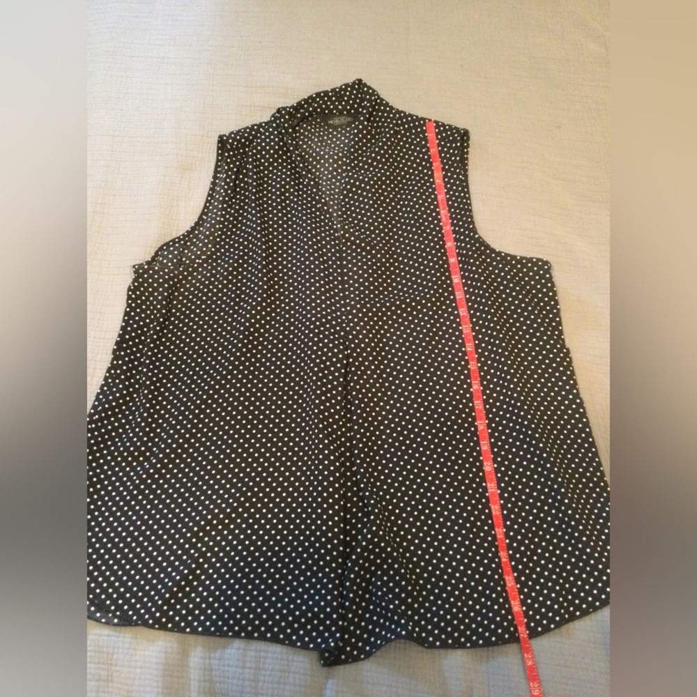 Michel Studio sleeveless blouse